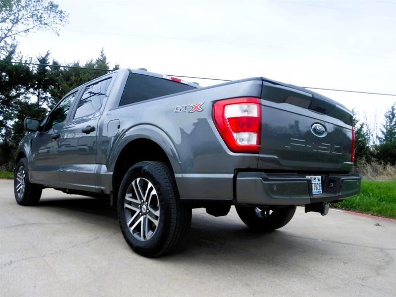 Ford F-150 XL SuperCrew 5.5-ft. Bed 2WD 2023