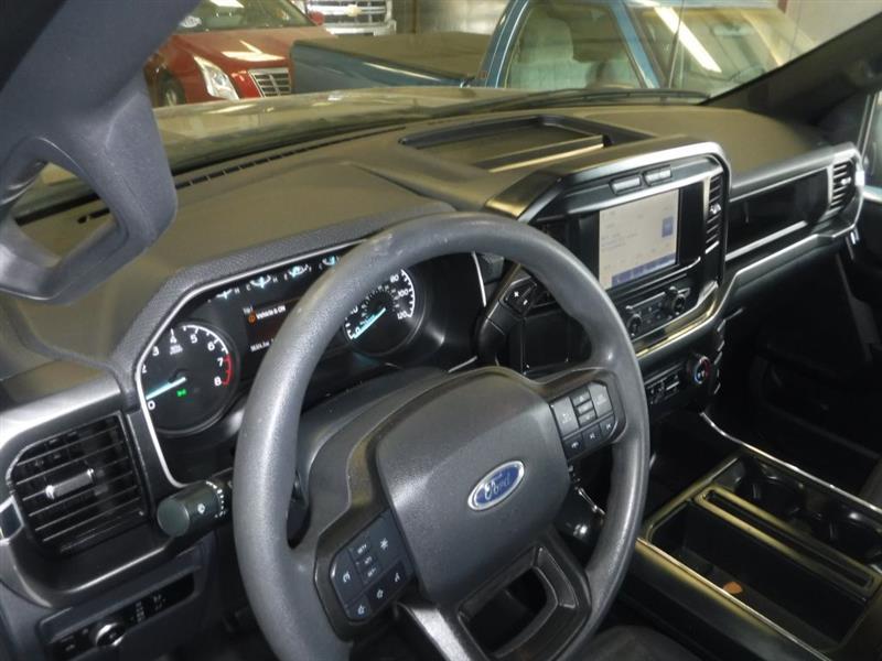 Ford F-150 XL SuperCrew 5.5-ft. Bed 2WD 2023