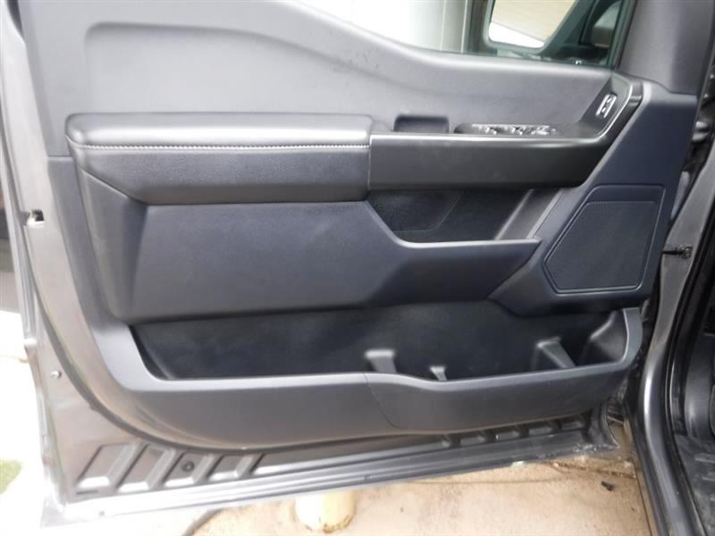 Ford F-150 XL SuperCrew 5.5-ft. Bed 2WD 2023