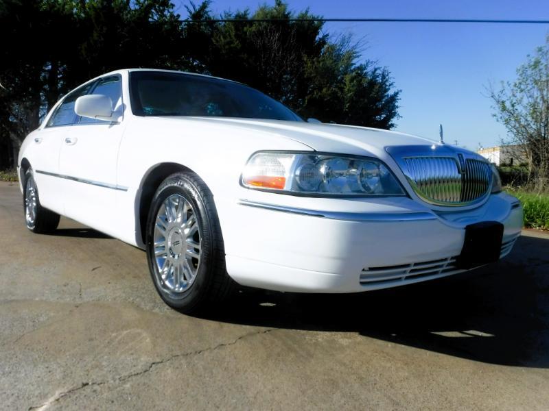 Lincoln Town Car Signature Limited 2008