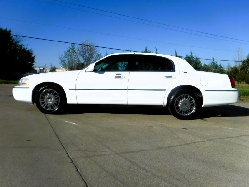 Lincoln Town Car Signature Limited 2008