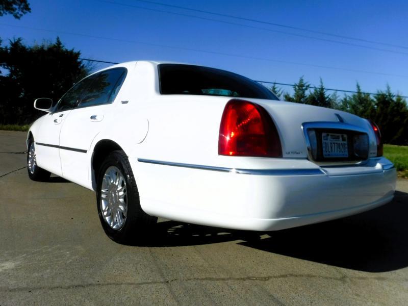Lincoln Town Car Signature Limited 2008