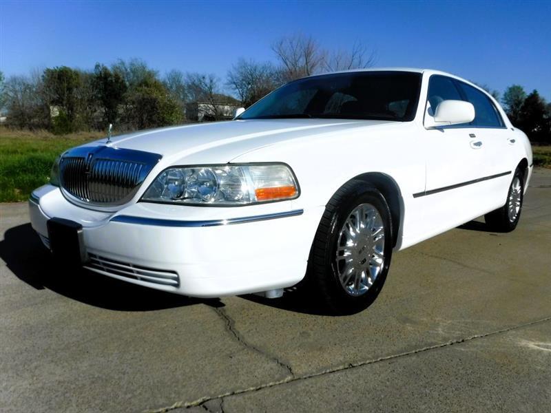 Lincoln Town Car Signature Limited 2008