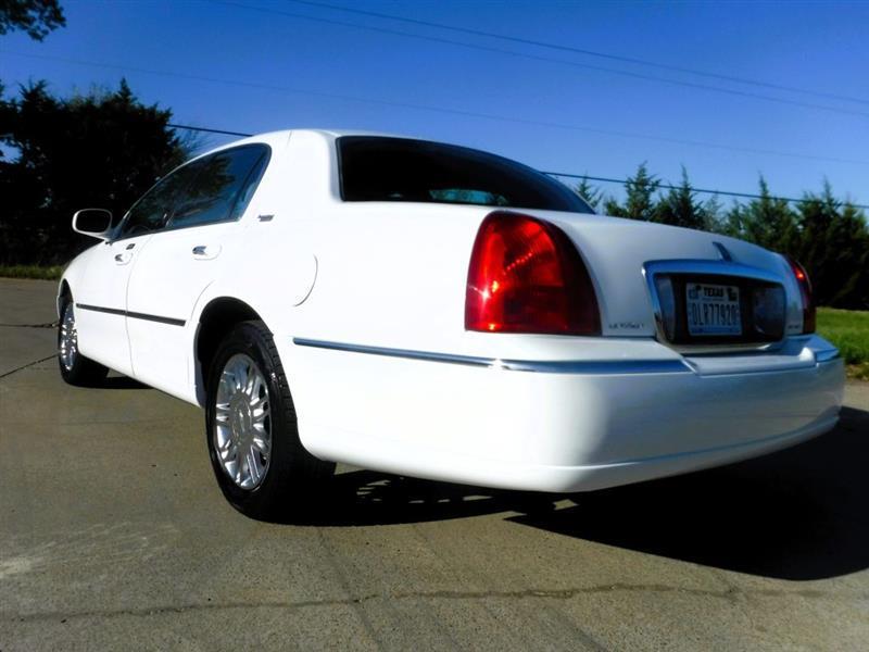 Lincoln Town Car Signature Limited 2008