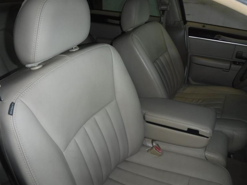Lincoln Town Car Signature Limited 2008