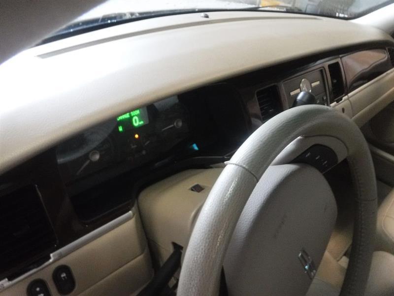 Lincoln Town Car Signature Limited 2008