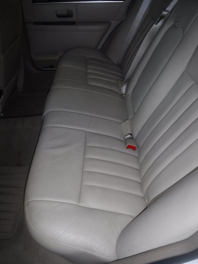 Lincoln Town Car Signature Limited 2008