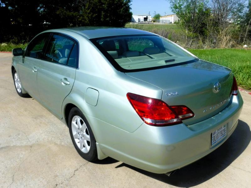 Toyota Avalon XL 2007