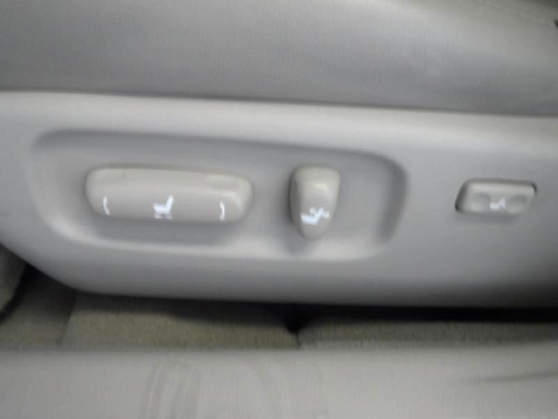 Toyota Avalon XL 2007