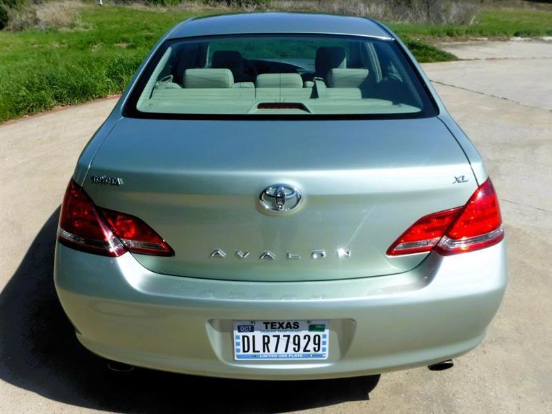 Toyota Avalon XL 2007