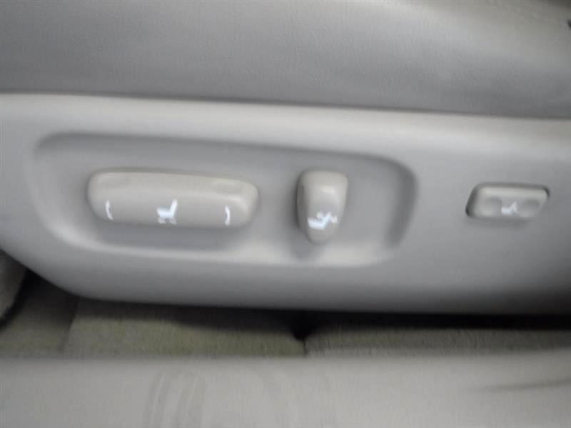 Toyota Avalon XL 2007