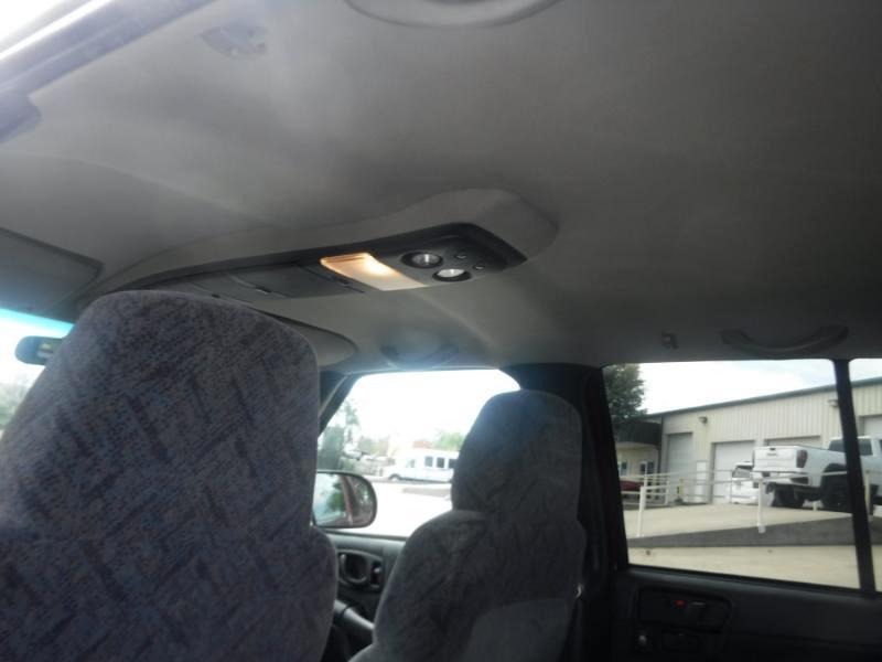 Chevrolet S10 Pickup LS Crew Cab 4WD 2002