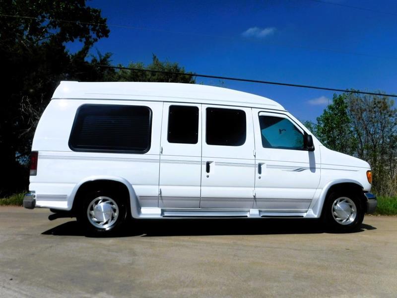 Ford Econoline E150 2002