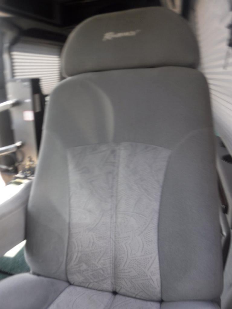 Ford Econoline E150 2002