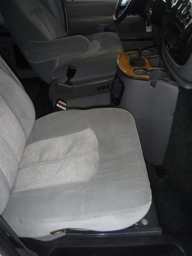 Ford Econoline E150 2002