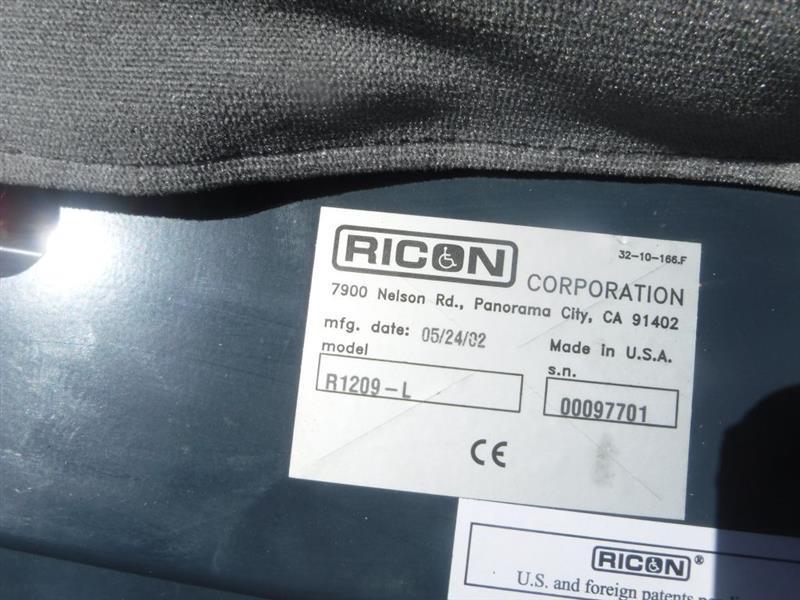 Ford Econoline E150 2002