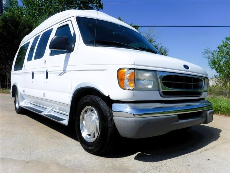 Ford Econoline E150 2002