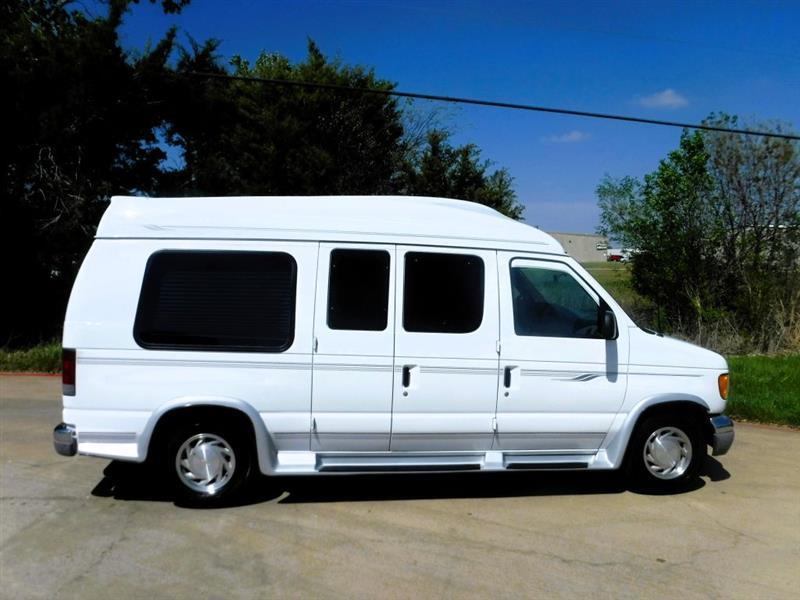 Ford Econoline E150 2002