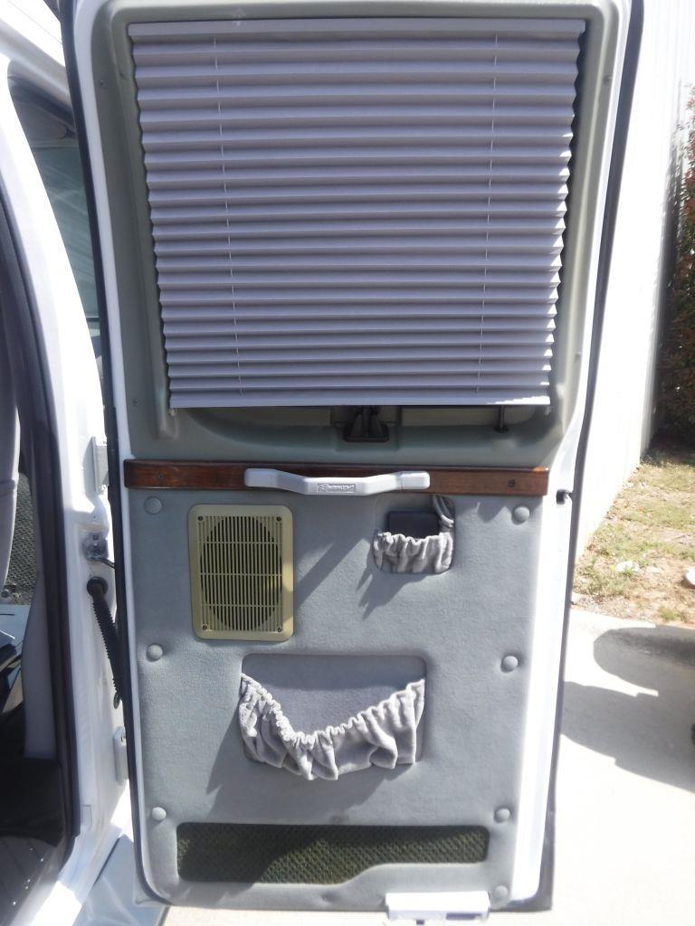 Ford Econoline E150 2002