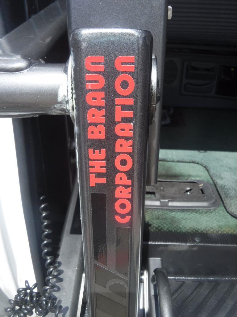 Ford Econoline E150 2002