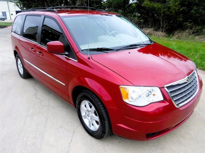 Chrysler Town & Country Touring 2010