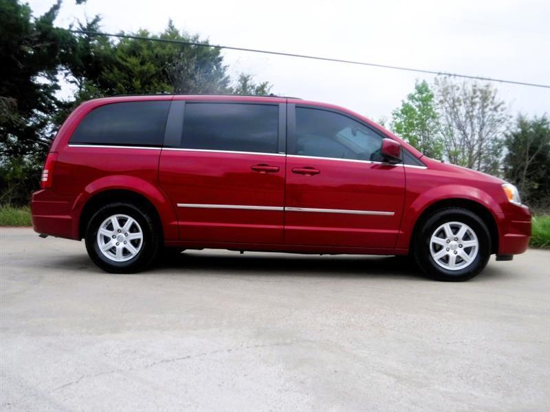Chrysler Town & Country Touring 2010