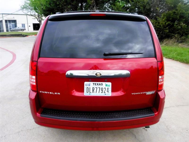 Chrysler Town & Country Touring 2010