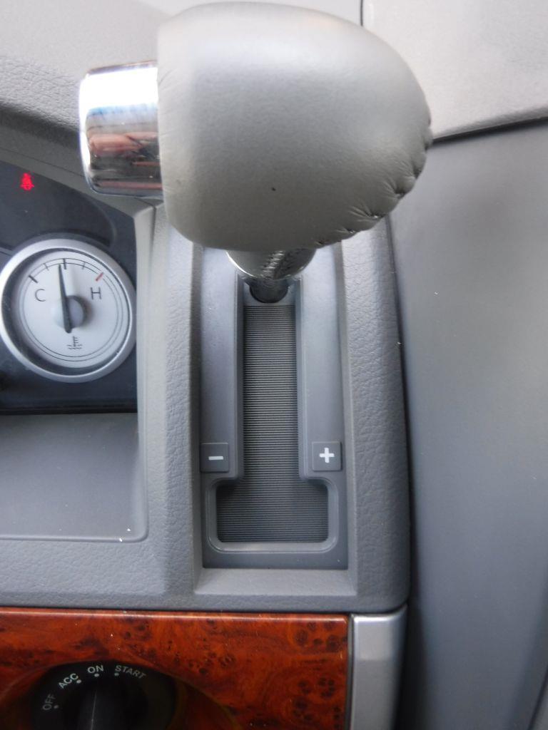 Chrysler Town & Country Touring 2009