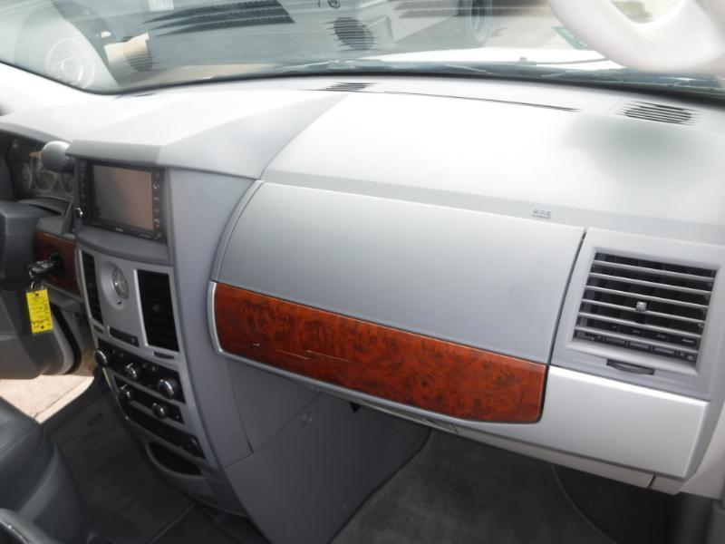 Chrysler Town & Country Touring 2009