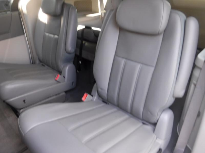 Chrysler Town & Country Touring 2009