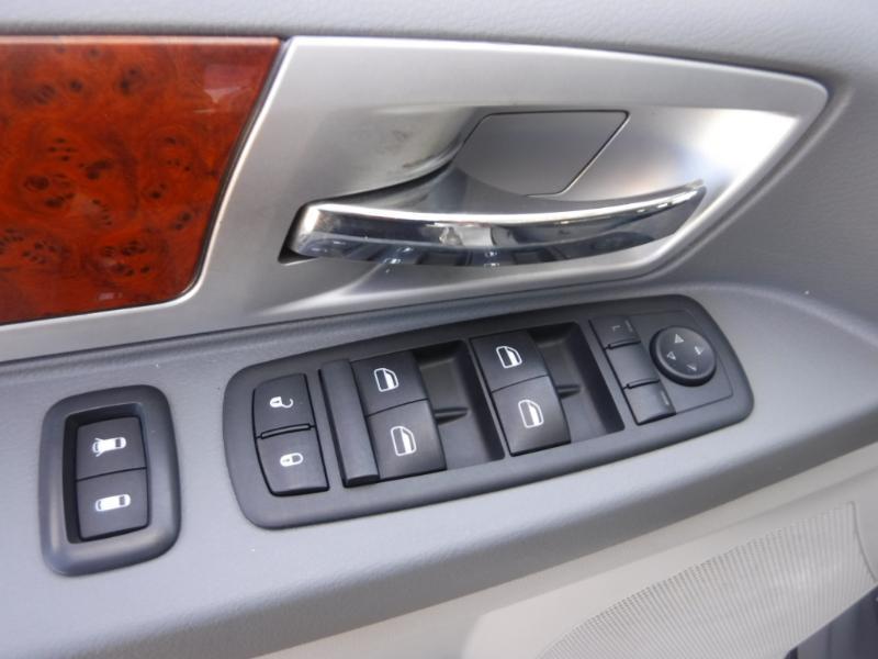 Chrysler Town & Country Touring 2009