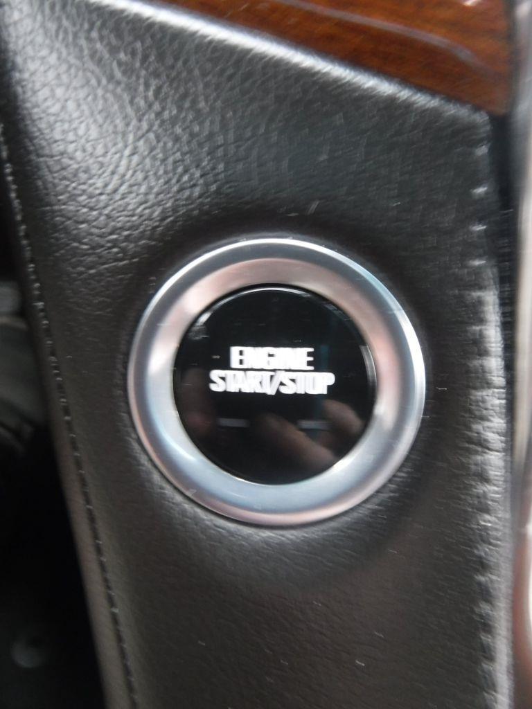 Cadillac Escalade Premium 2WD 2015