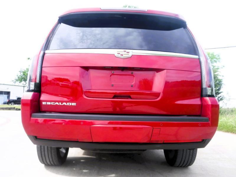 Cadillac Escalade Premium 2WD 2015