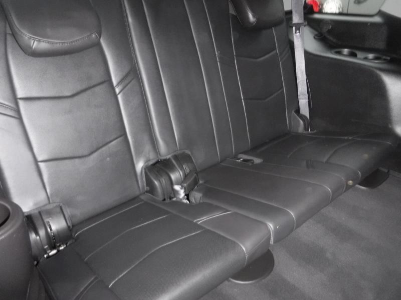 Cadillac Escalade Premium 2WD 2015