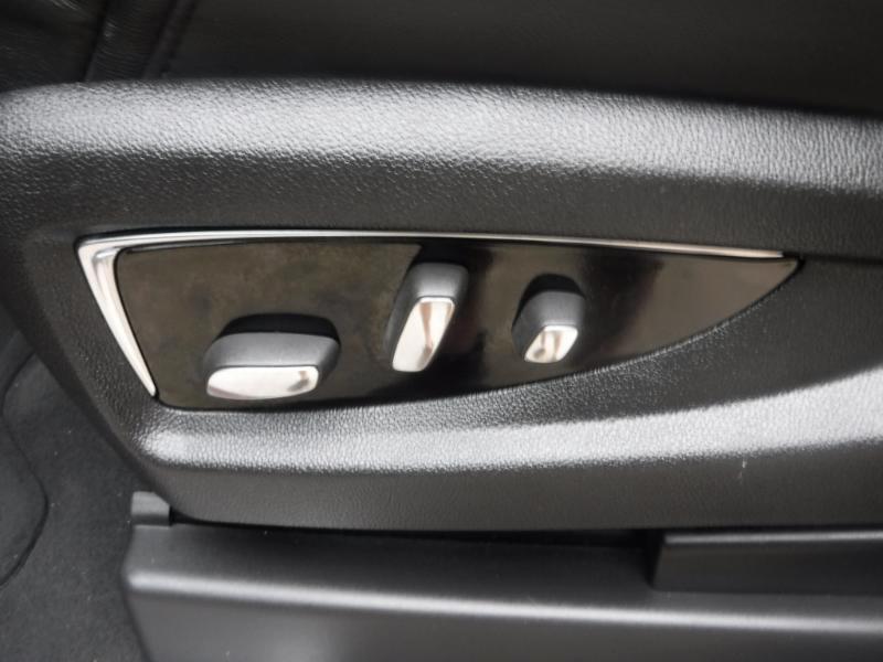 Cadillac Escalade Premium 2WD 2015