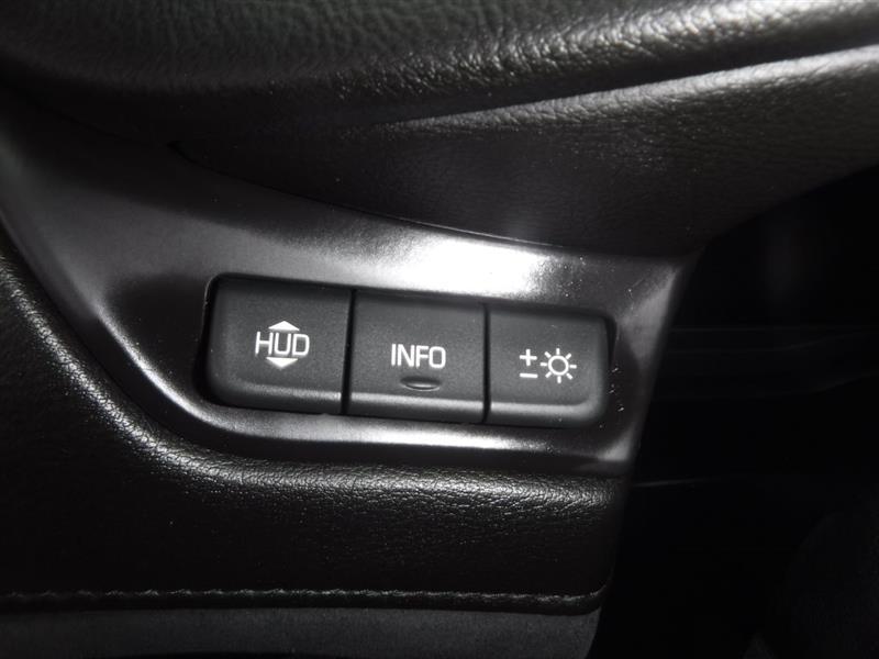 Cadillac Escalade Premium 2WD 2015