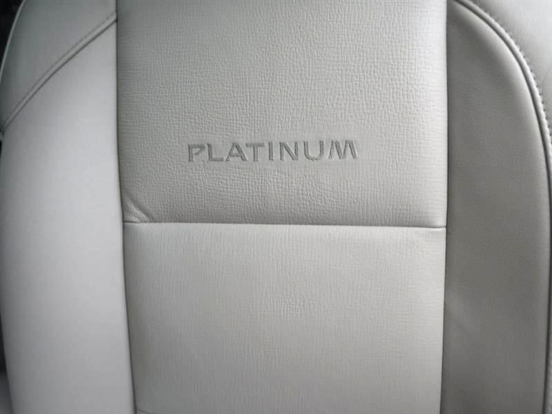 Nissan Armada Platinum 2WD 2011