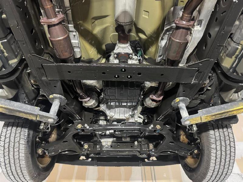 Nissan Armada Platinum 2WD 2011