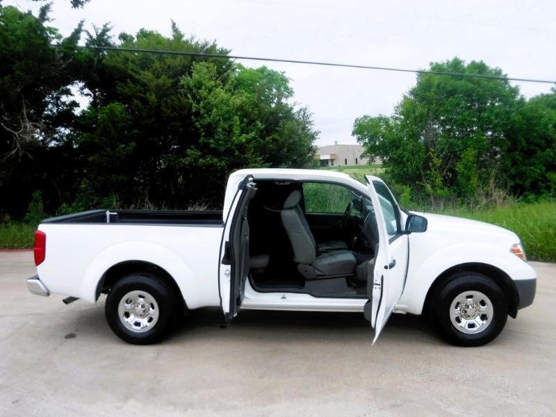 Nissan Frontier SV King Cab I4 2016
