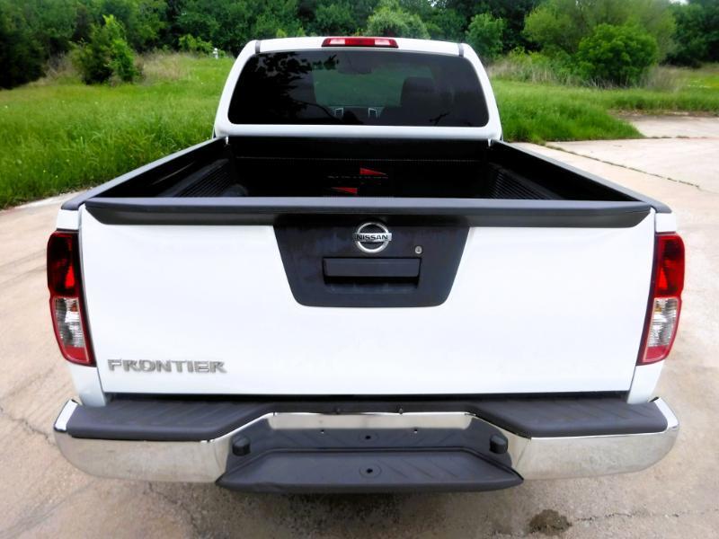 Nissan Frontier SV King Cab I4 2016