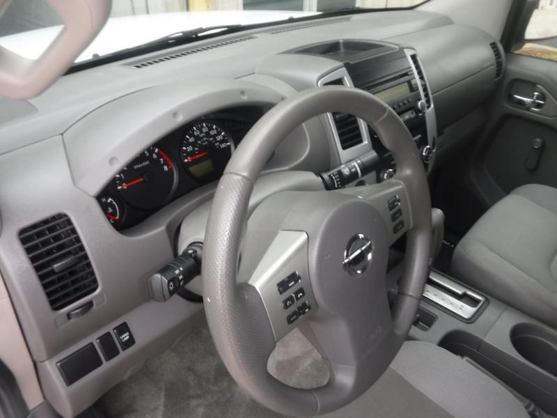 Nissan Frontier SV King Cab I4 2016