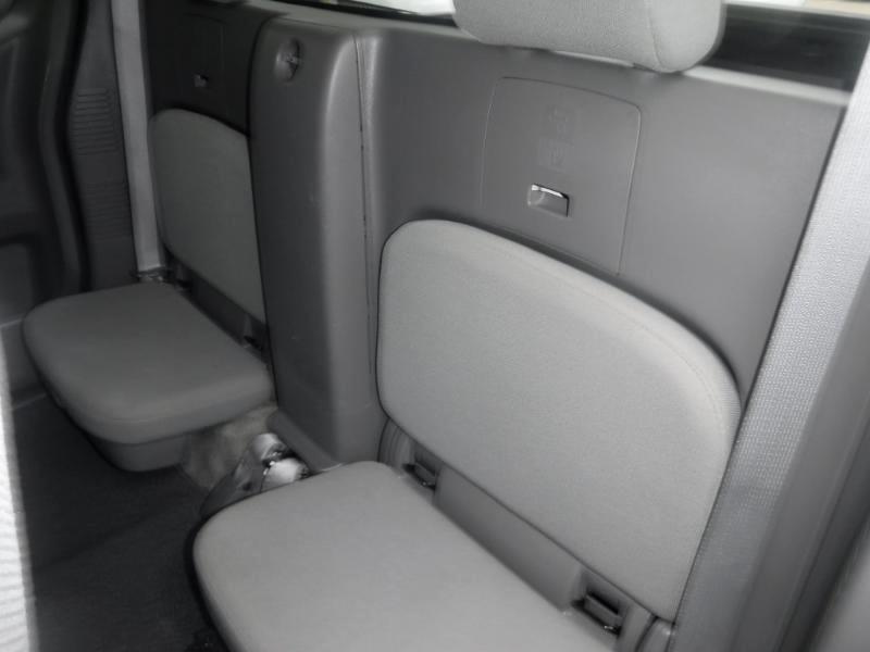 Nissan Frontier SV King Cab I4 2016