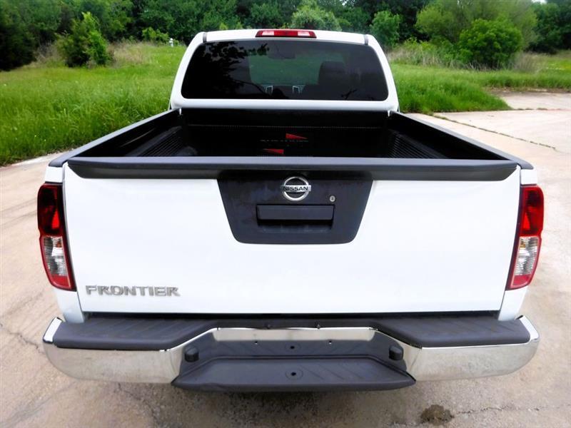 Nissan Frontier SV King Cab I4 2016