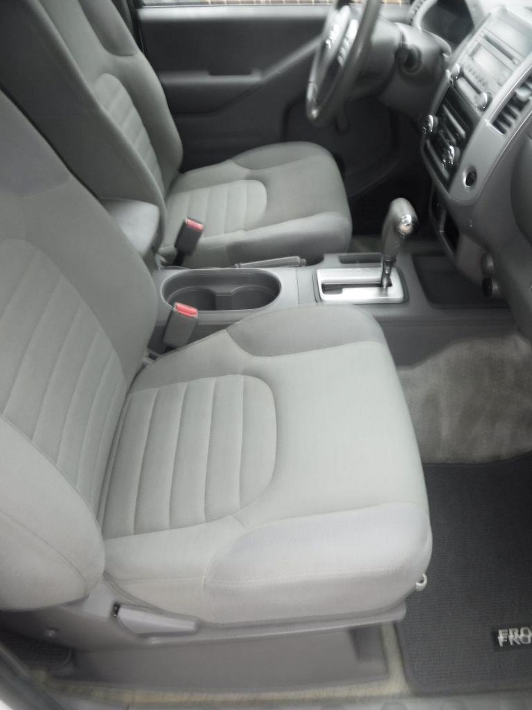 Nissan Frontier SV King Cab I4 2016