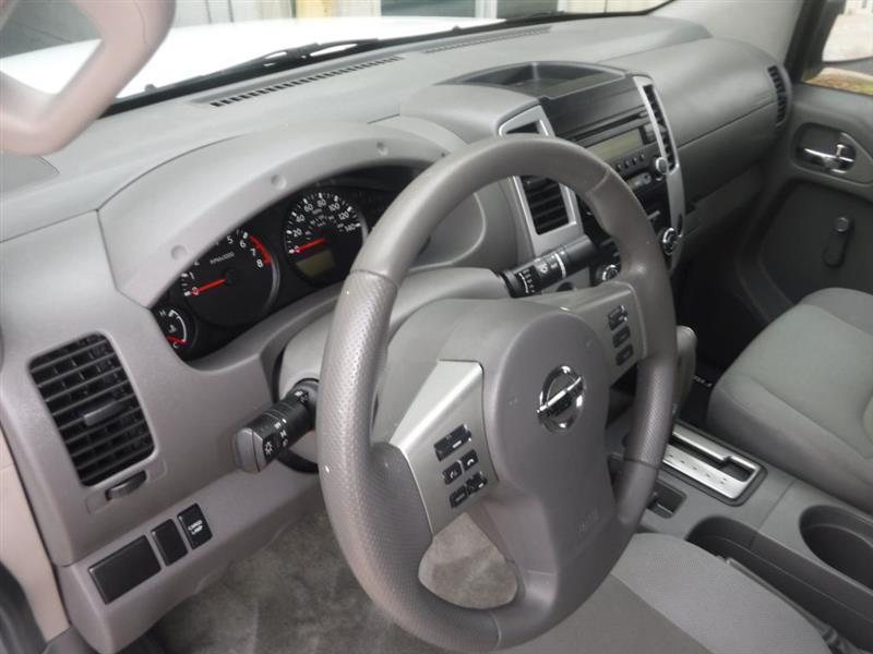 Nissan Frontier SV King Cab I4 2016