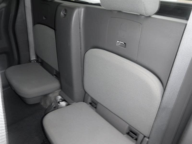 Nissan Frontier SV King Cab I4 2016