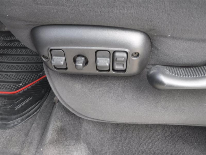 Dodge Ram 2500 SLT Quad Cab Long Bed 2WD 2003