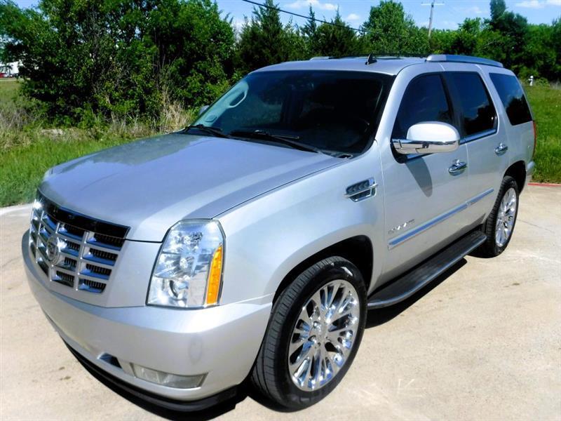 Cadillac Escalade AWD Luxury 2011