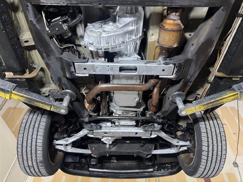 Cadillac Escalade AWD Luxury 2011