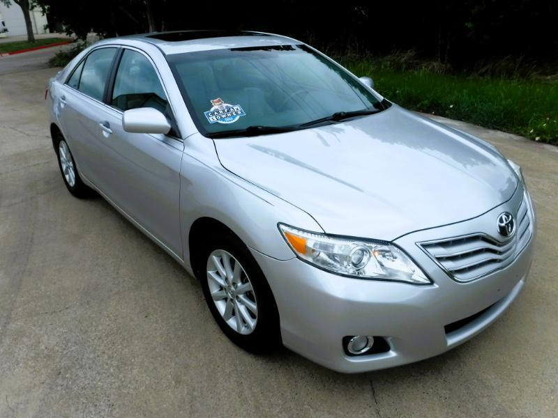 Toyota Camry XLE 2011